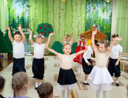 “Волк и семеро козлят " от группы "Почемучки" “Волк и семеро козлят " от группы "Почемучки".