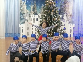 Новогодние приключения с пиратами! Новогодние приключения с пиратами!.